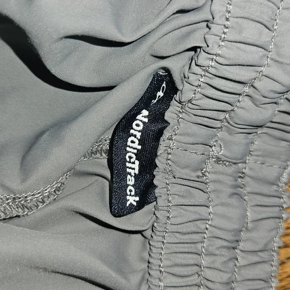 Nordictrack Men's Gray Athletic Wind Pants with Black Stripe. Xl - Picture 4 of 9